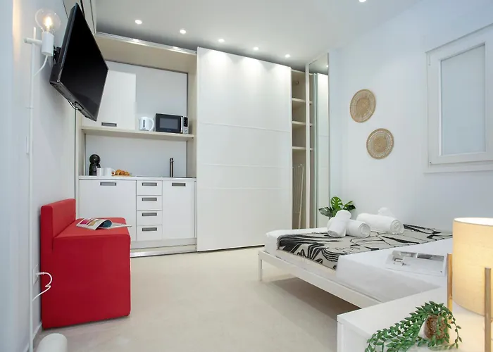 Acogedor Estudio En Puerto Banus By Rent Me 马尔韦利亚